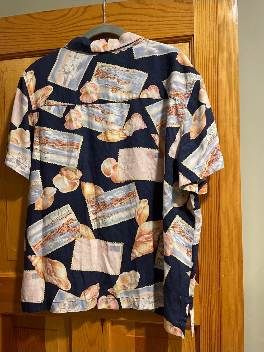 Caribbean Joe Navy Blue Short-Sleeve Button-Down with Shell & Postcard Print